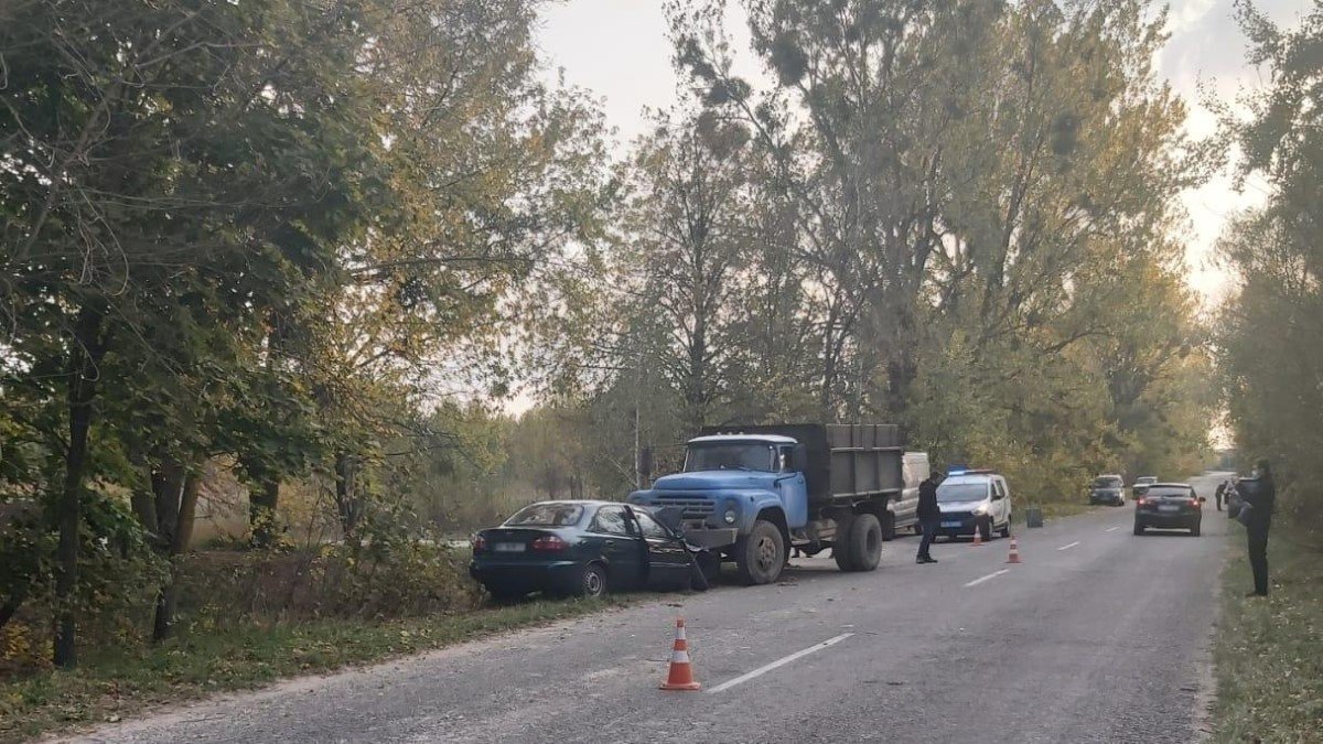 Под Киевом члены избирательной комиссии попали в ДТП, один человек погиб
