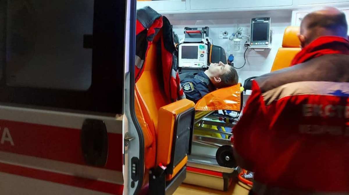 В Киеве в перестрелке ранили полицейского: что произошло и в каком состоянии патрульный