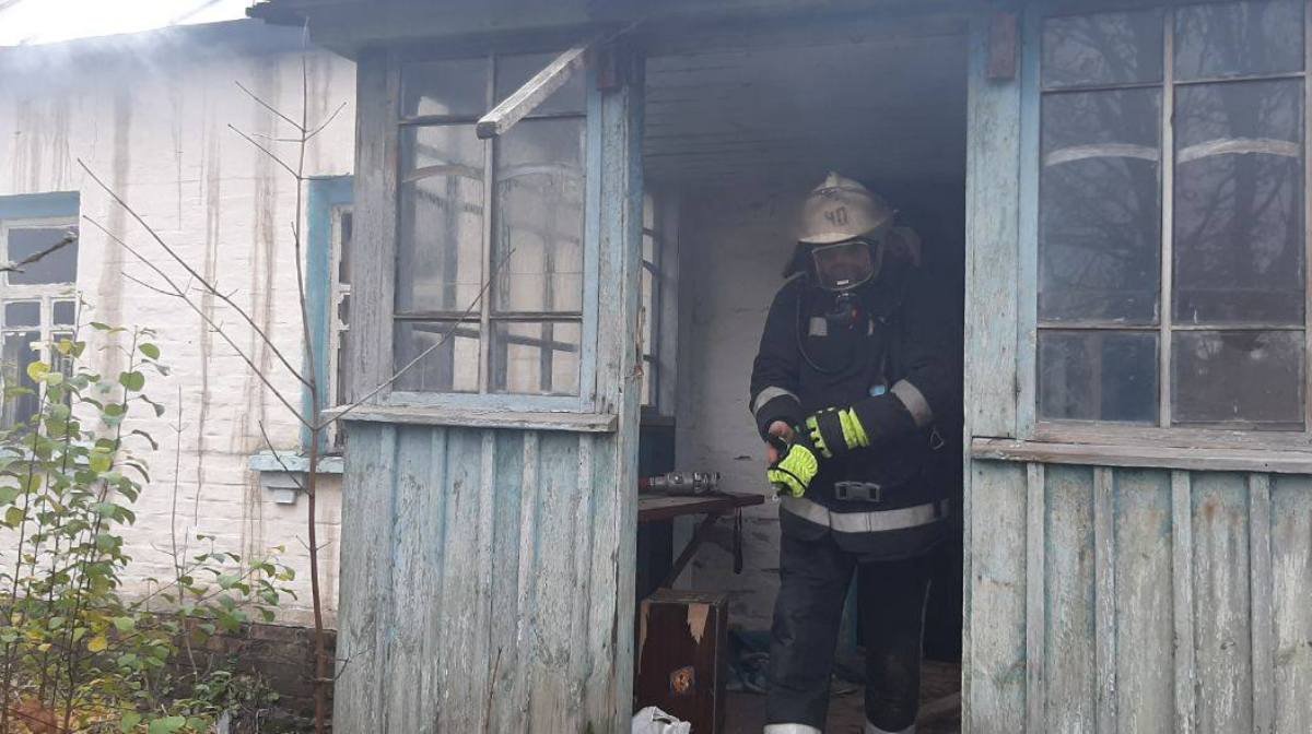 В Киевской области в пожаре погибли три человека