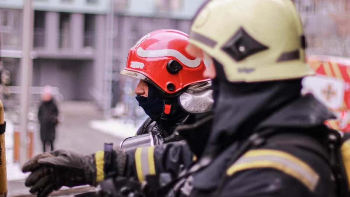 В центре Киева в одном из заведений произошел пожар: подробности