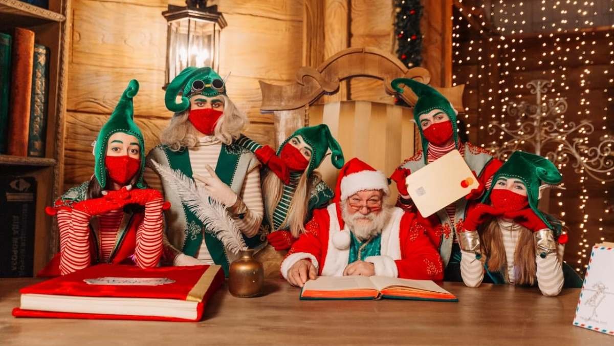 Санта, Эльфы и подарки по почте: в Украине появилась Резиденция новогодних историй