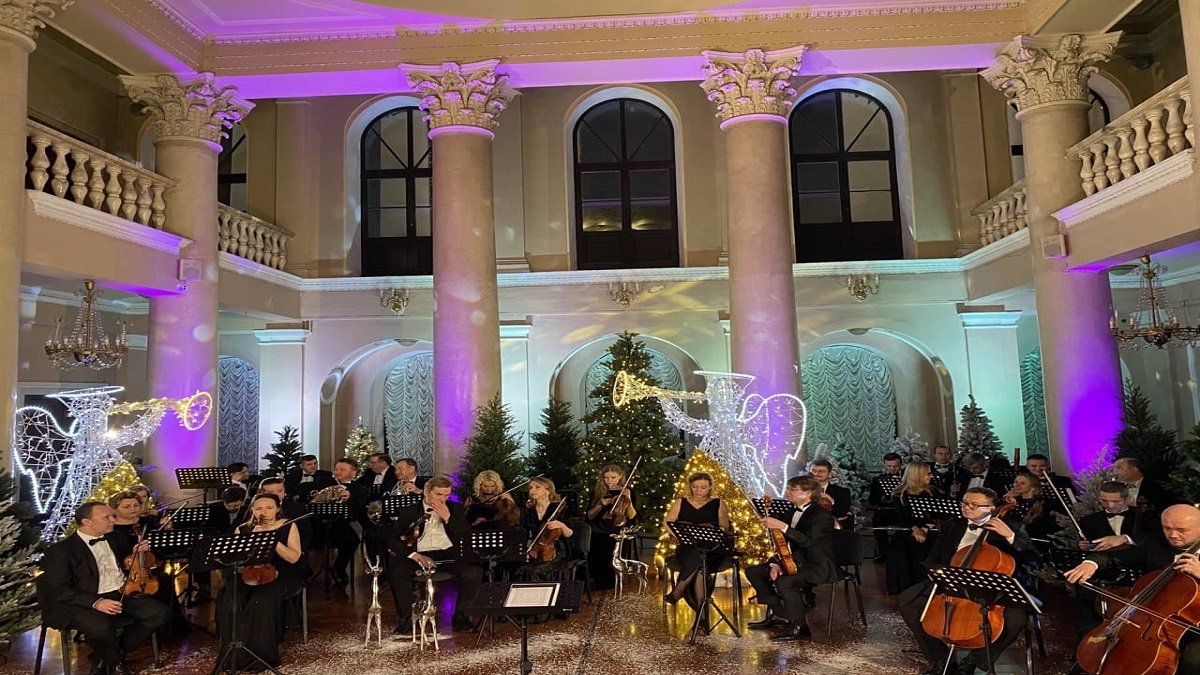 В Киеве возле главной елки страны в День святого Николая заиграет классическая музыка