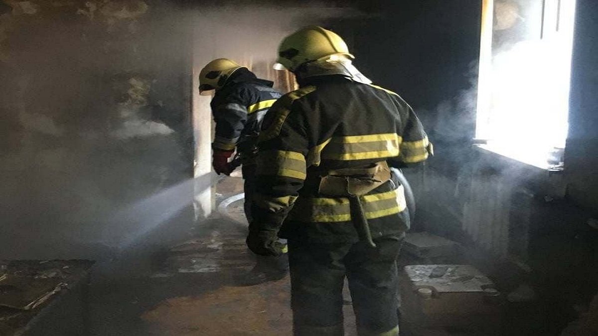 Под Киевом в собственном доме сгорела женщина: подробности пожара