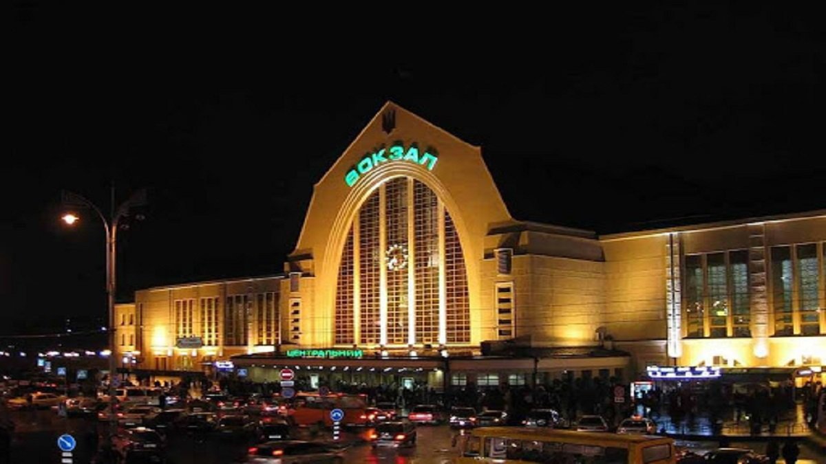 «Киев-Пассажирский» возглавил рейтинг самых популярных украинских вокзалов