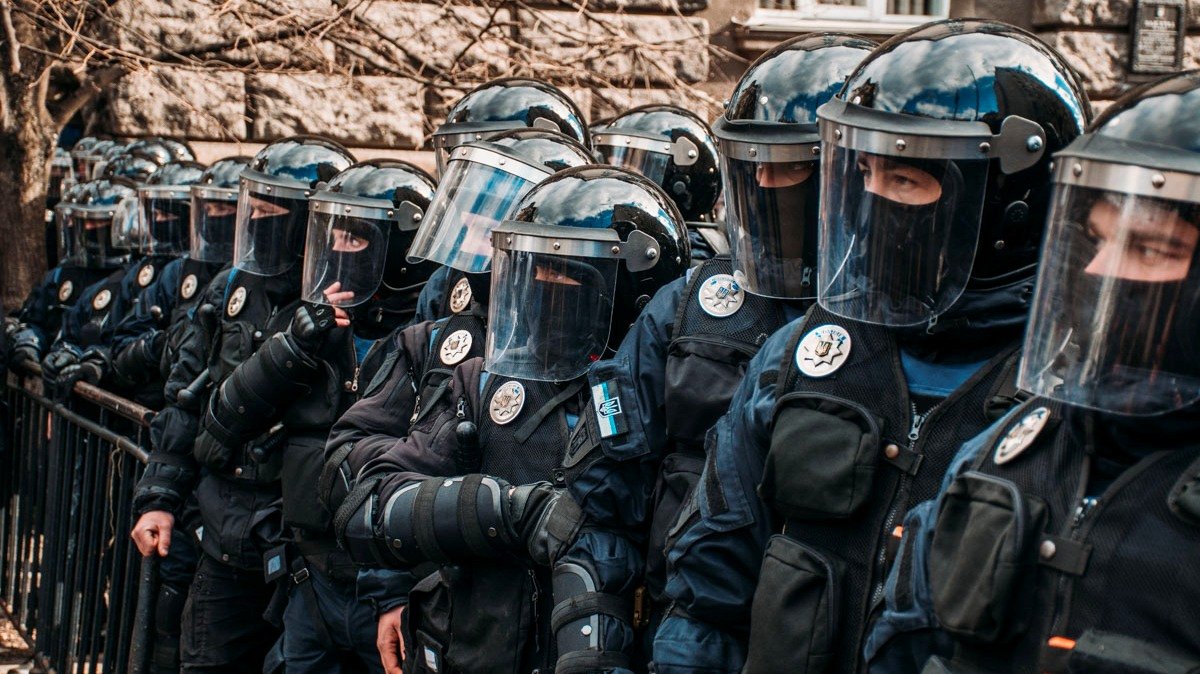 В центр Киева стянули силовиков: полиция усилила меры безопасности