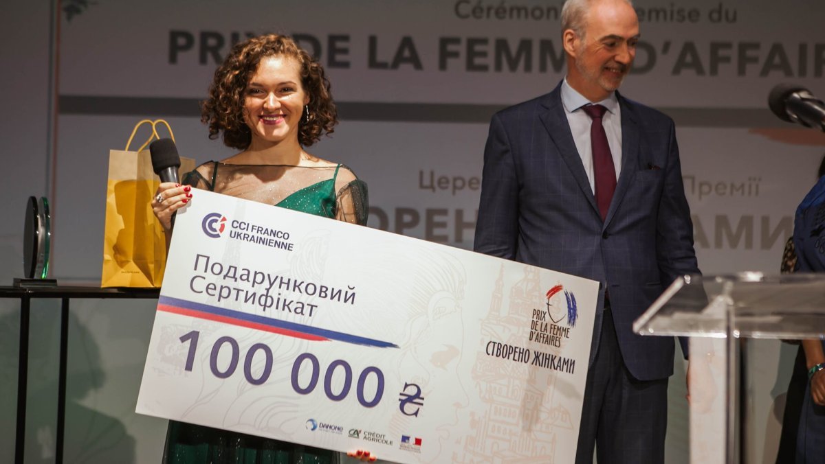 Женщинам Украины выделили 100 000 гривен на развитие собственного дела: как получить деньги