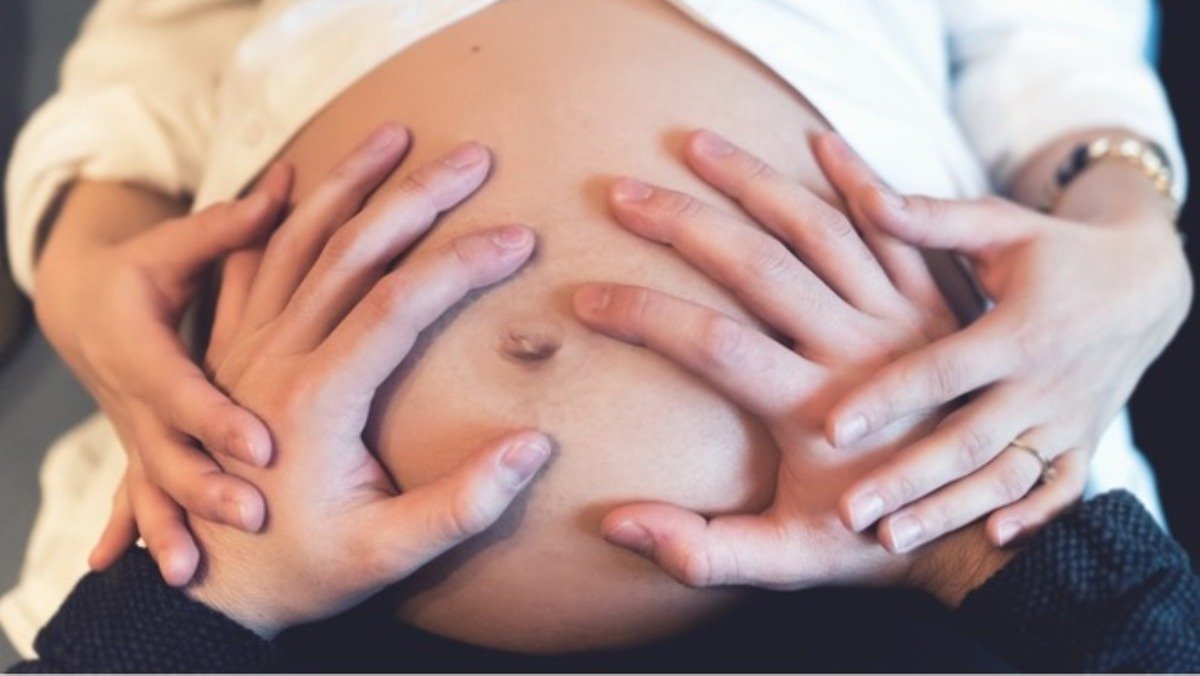 В Киеве женщина рожала на дому с акушером по Skype недоношенного ребенка