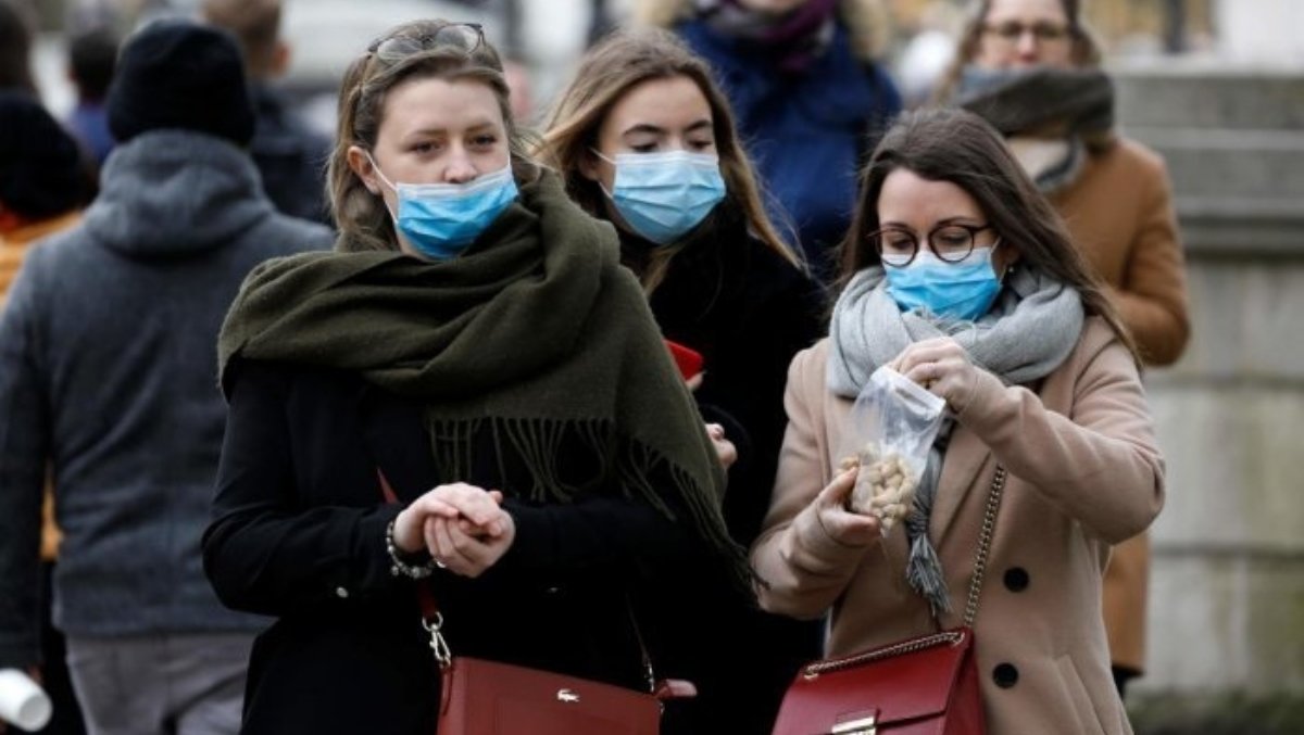 В Киеве за сутки снова более тысячи новых случаев коронавируса: кто заболел
