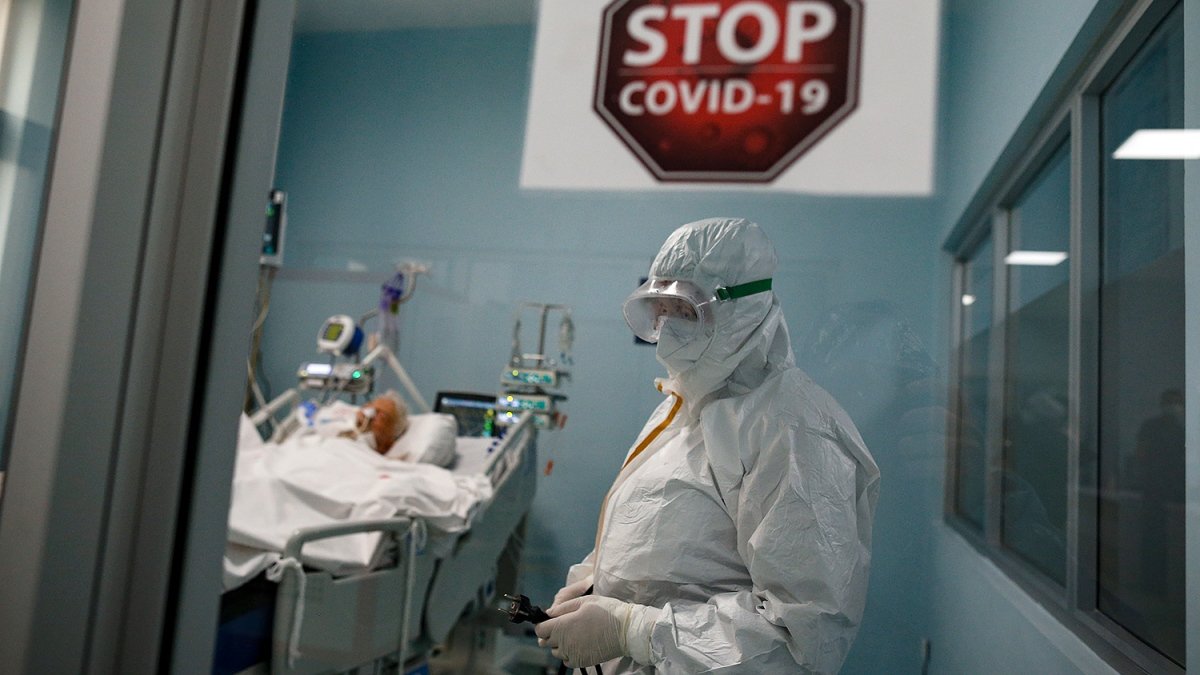 Киев под угрозой красной зоны: заполненность коек в больницах города более 70%