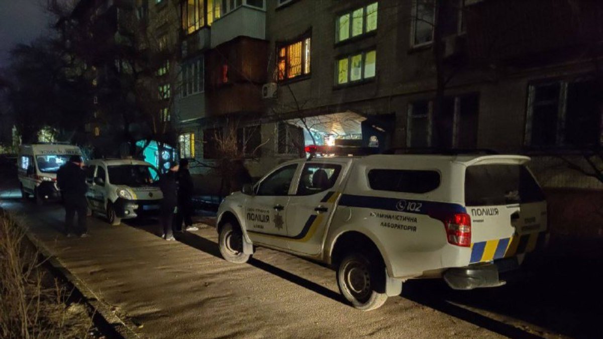 В Киеве квартирант нашел окровавленное тело хозяйки в арендованном жилье