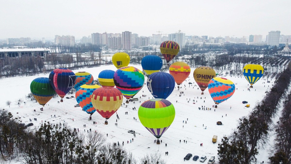 Фестиваль воздушных шаров на ВДНГ перенесли из-за погодных условий: на какую дату и что делать с билетами