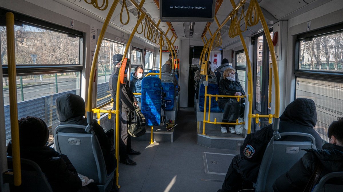 Как в Киеве получить спецпропуск для проезда в общественном транспорте: количество ограничено