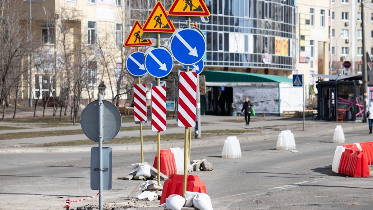 В Киеве на Приорке и Минском массиве перекроют дороги сразу на трех улицах: схема