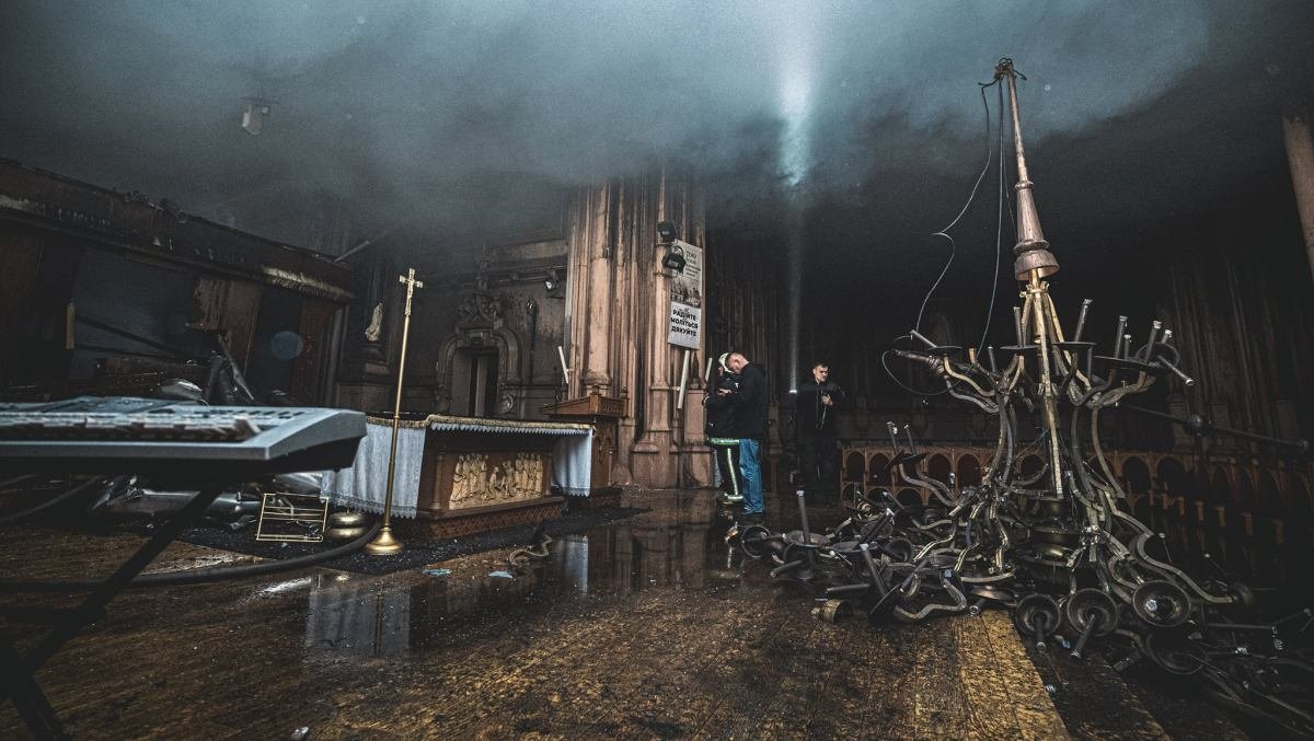 Пожар в костеле Святого Николая: полиция назвала основную версию возгорания