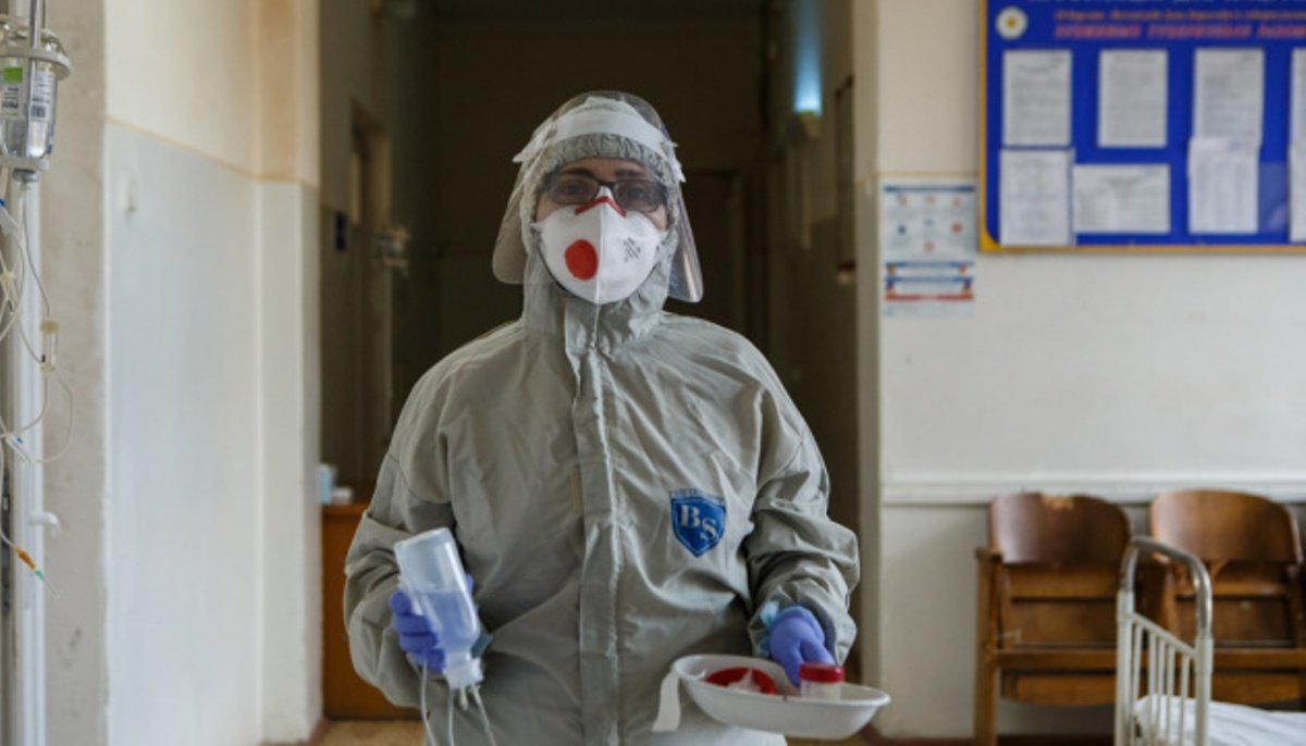 В Киеве больше 300 новых случаев коронавируса за сутки: три человека умерли