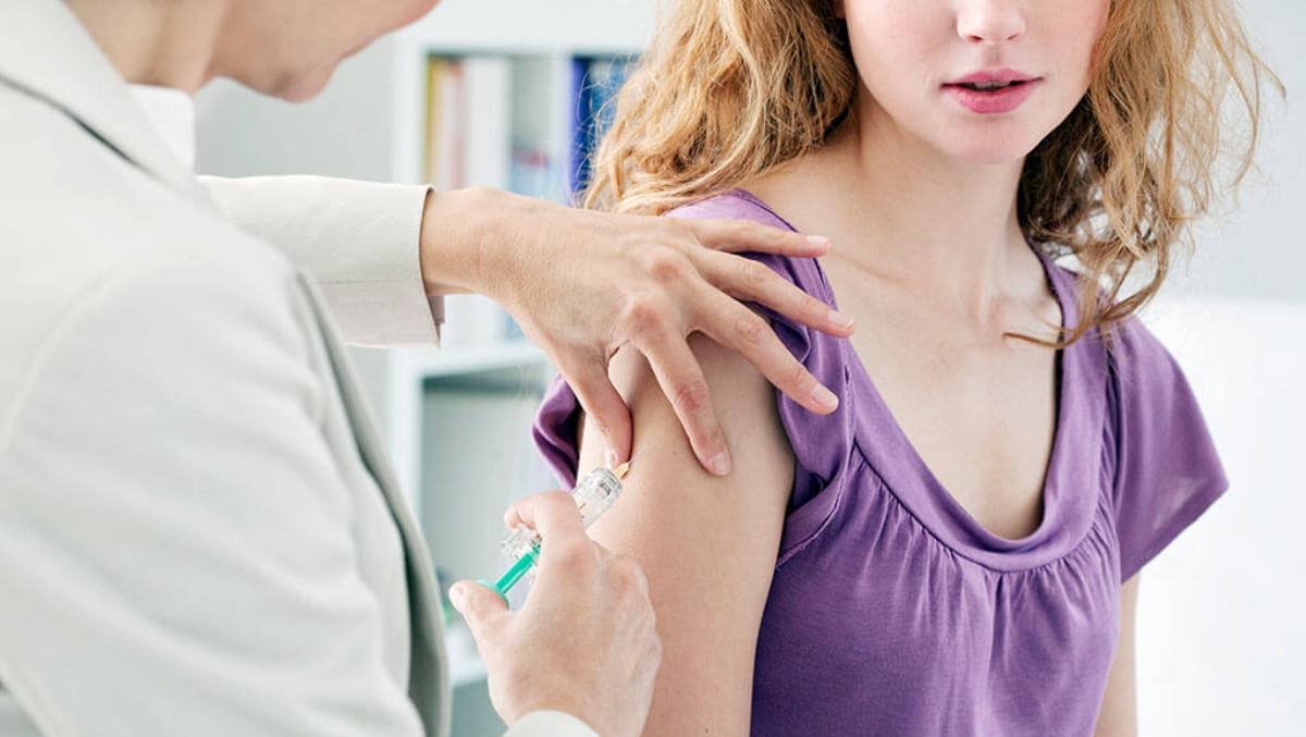 В Киеве можно получить бесплатную вакцинацию от рака шейки матки