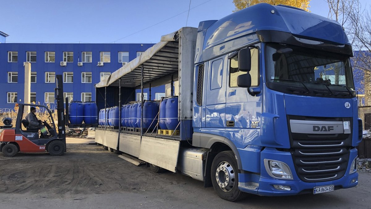 АТБ отправил в Румынию на переработку грузовик с миллионом использованных батареек, собранных покупателями сети