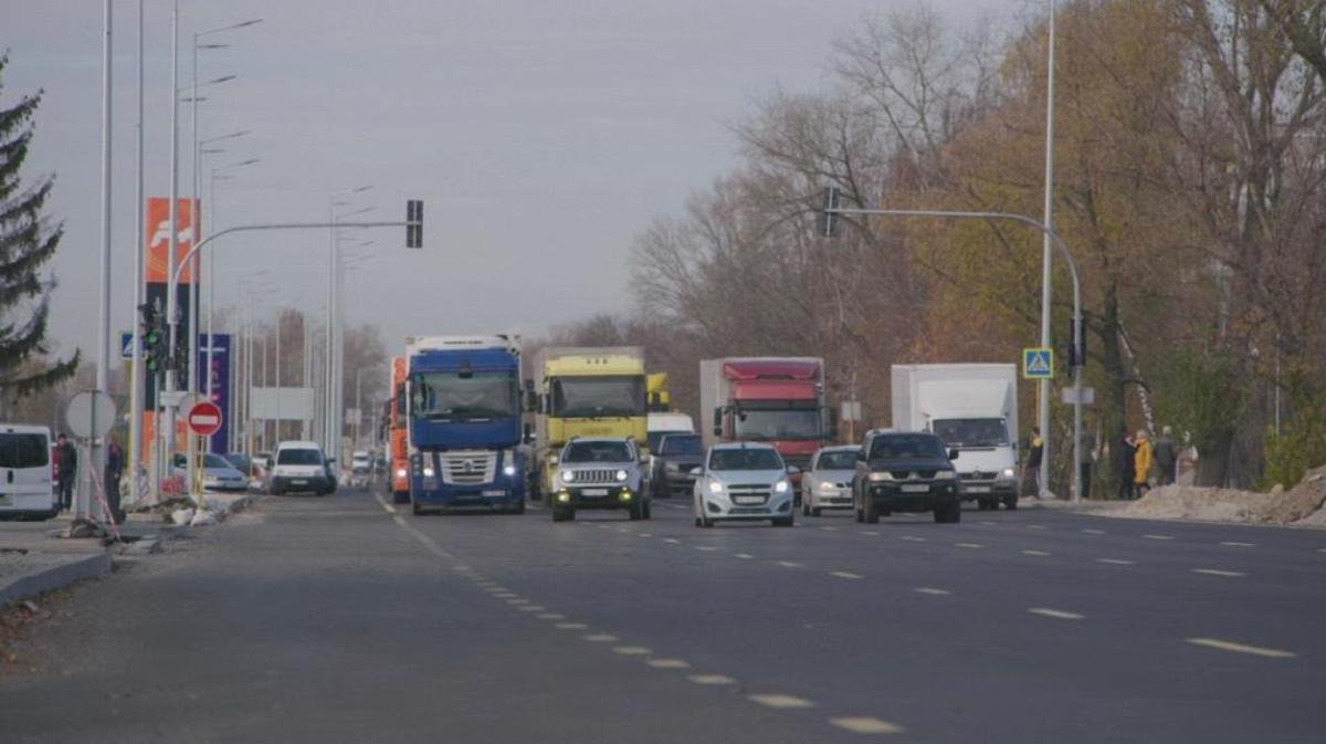 В Киеве открыли после ремонта часть Большой Кольцевой дороги: как она сейчас выглядит