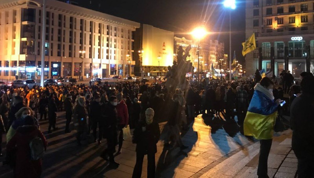 День Достоинства и Свободы: в Киеве на Майдане собрались тысячи человек