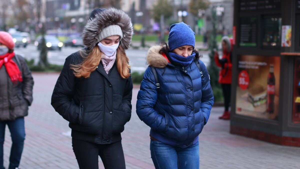 В Украине почти 15 тысяч новых случаев коронавируса: Киев снова возглавил антирейтинг регионов