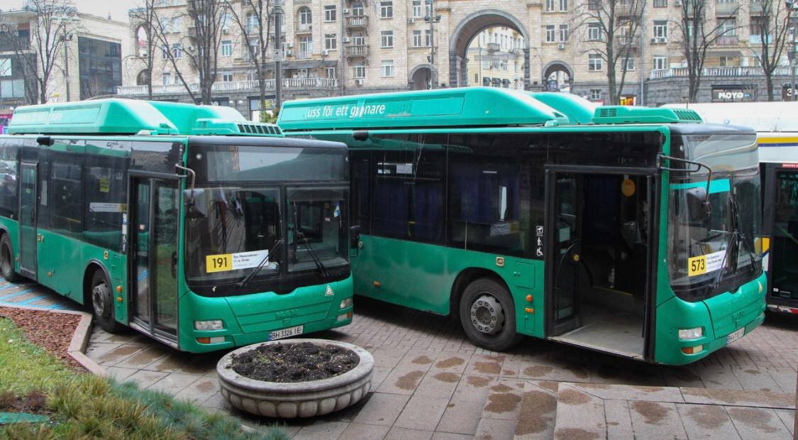 Какие автобусы заменят старые "Богданы" на трех маршрутах Киева: фото