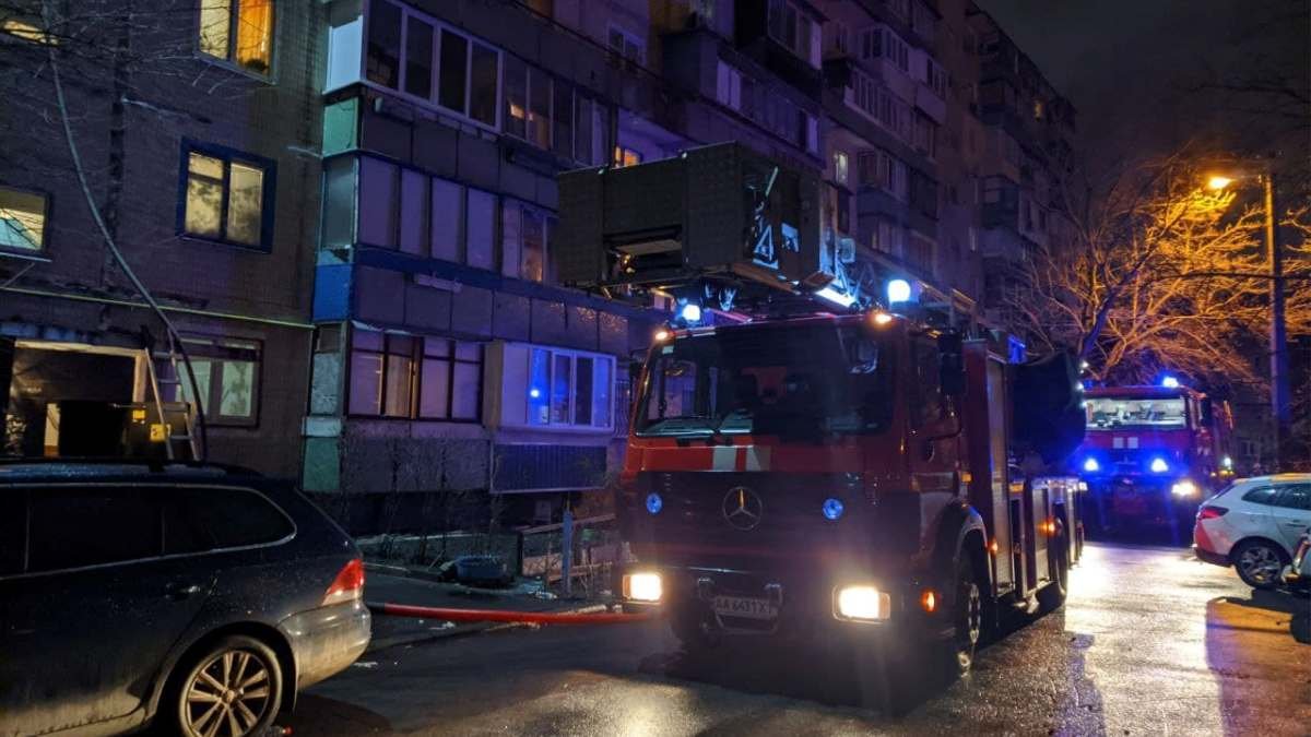 В Киеве в Деснянском районе сгорела квартира