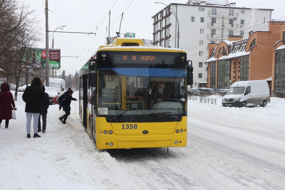 В Киеве меняют маршруты движения четырех троллейбусов: список