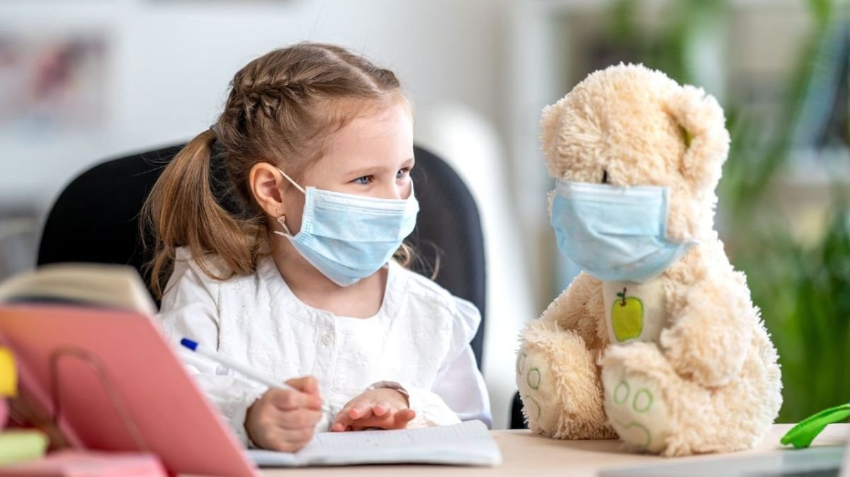 В Киеве отмечают рост новых случаев COVID-19: увеличивается количество больных детей