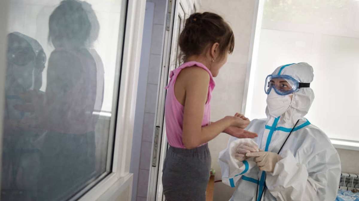В Киеве коронавирусом за сутки заболели более полтысячи детей: в столице антирекорд случаев