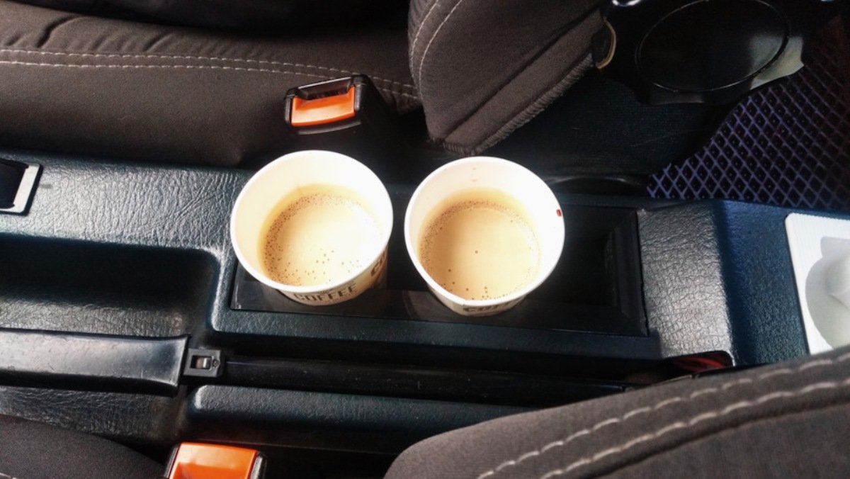 В Киеве таксист напоил пассажирку кофе с психотропами и ограбил