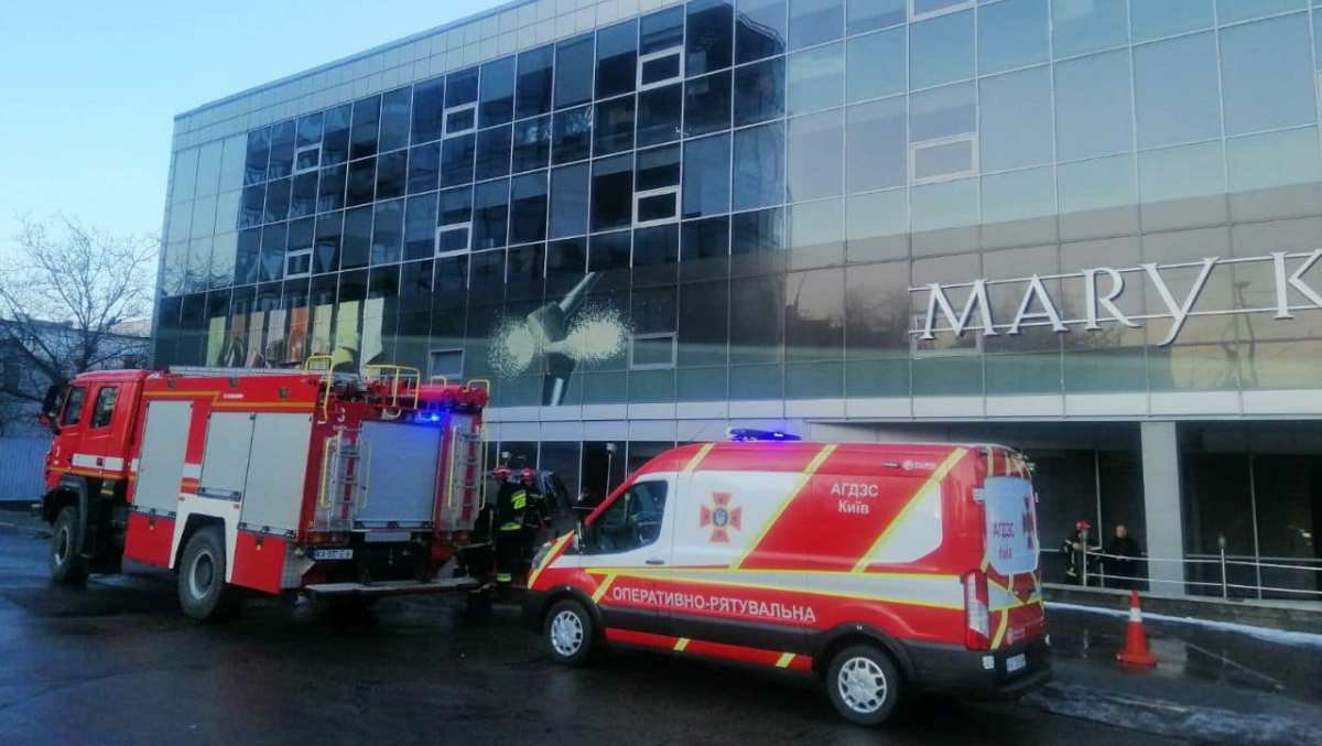 В Киеве горел офис компании Mary Kay