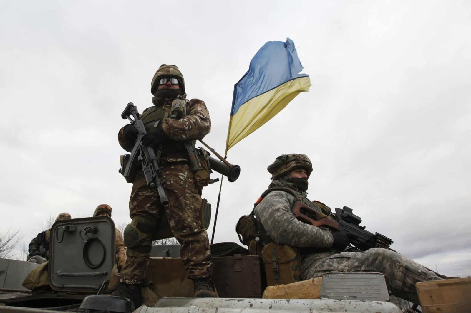 Как защитить себя и помочь украинской армии