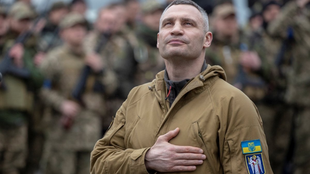 Кличко просит не возвращаться в Киев: причина