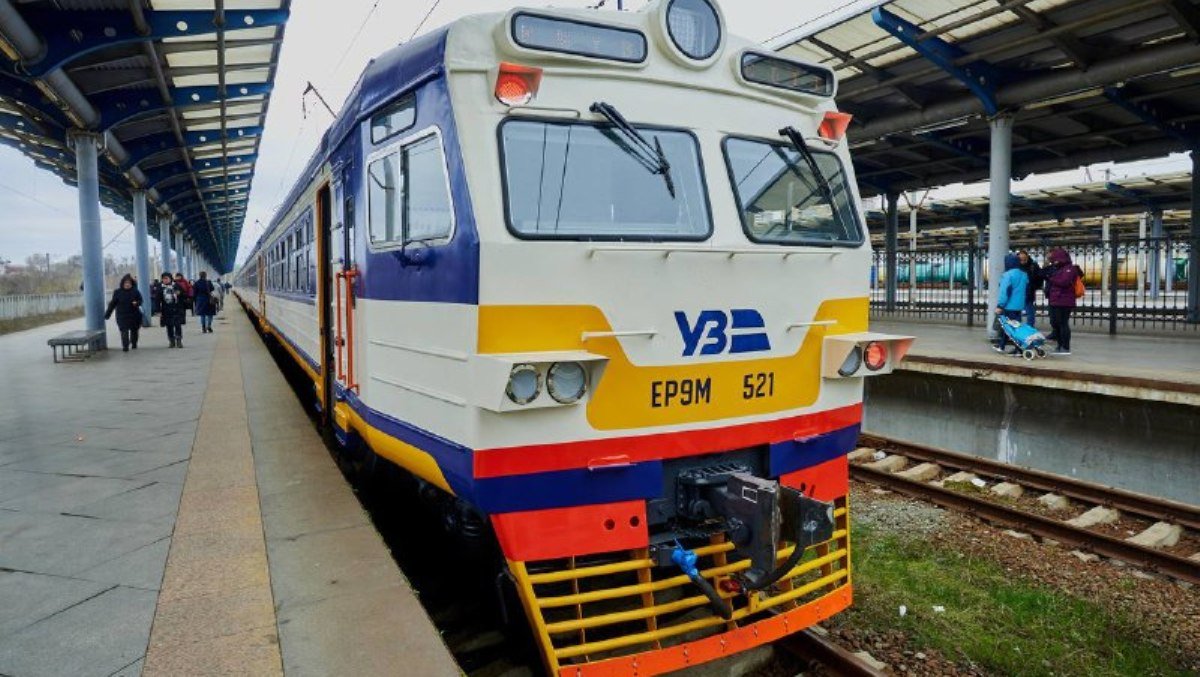 «Укрзалізниця» изменила график курсирования кольцевой электрички Киева