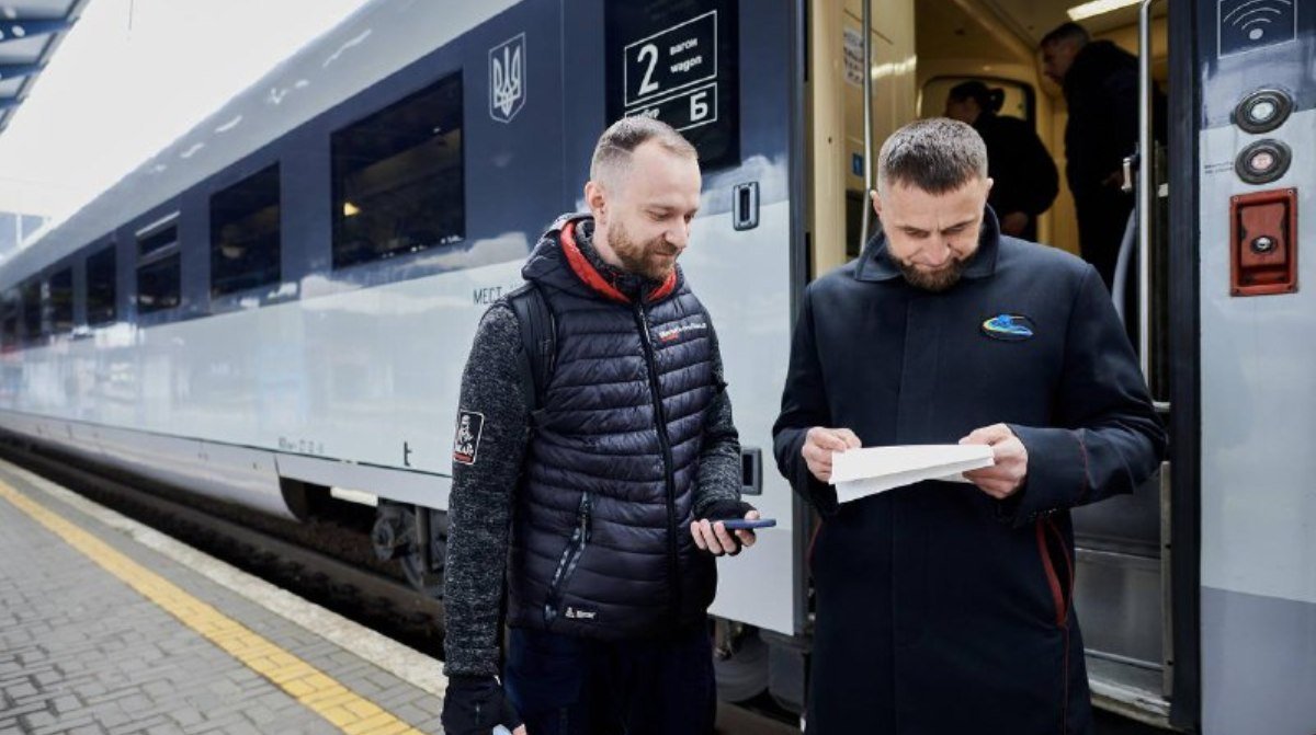 Поезд Киев – Чернигов превратили в экспресс: будет курсировать быстрее в обоих направлениях