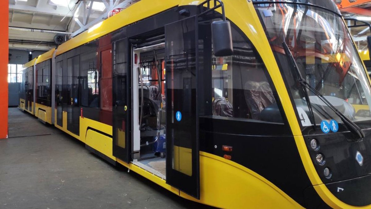 Киев получил новые трамваи: чем они оборудованы