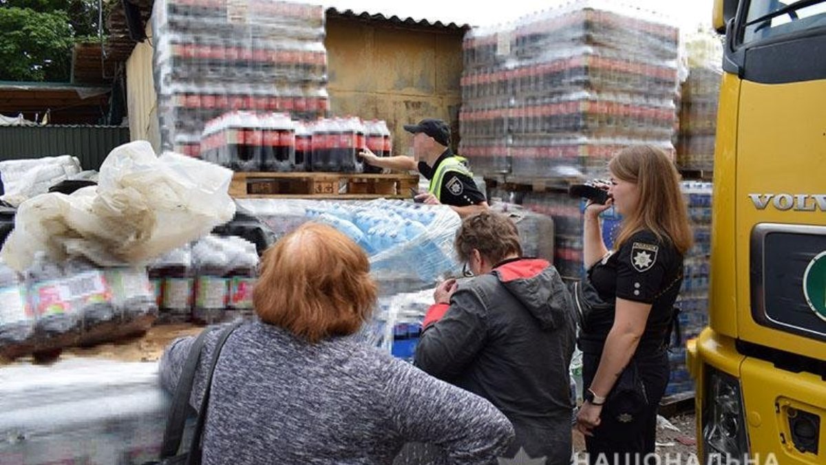 У Києві викрили схему продажу товарів гуманітарної допомоги