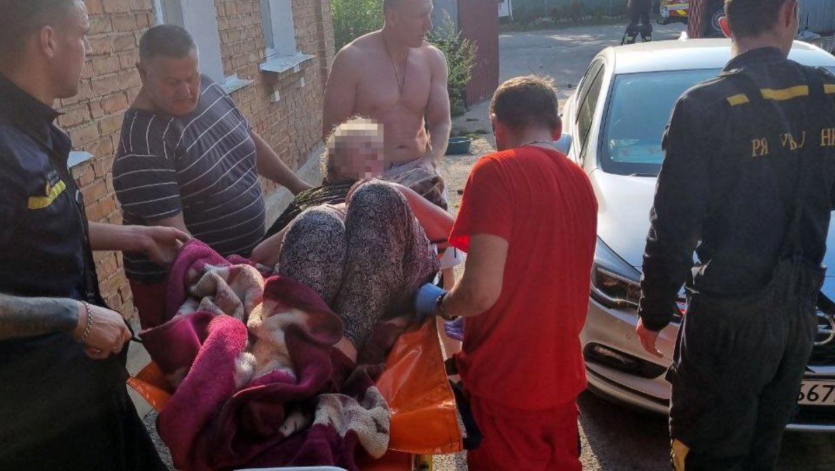 На Київщині жінка впала в 6-метровий колодязь