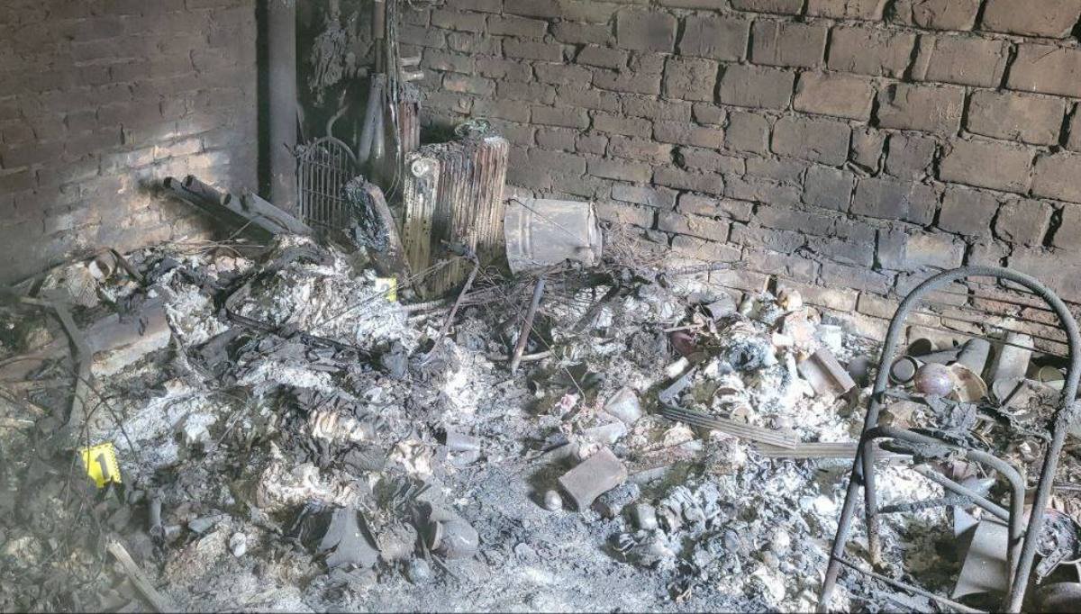 Стратили та спалили: у Бучі в гаражі знайшли рештки вигорівших тіл людей