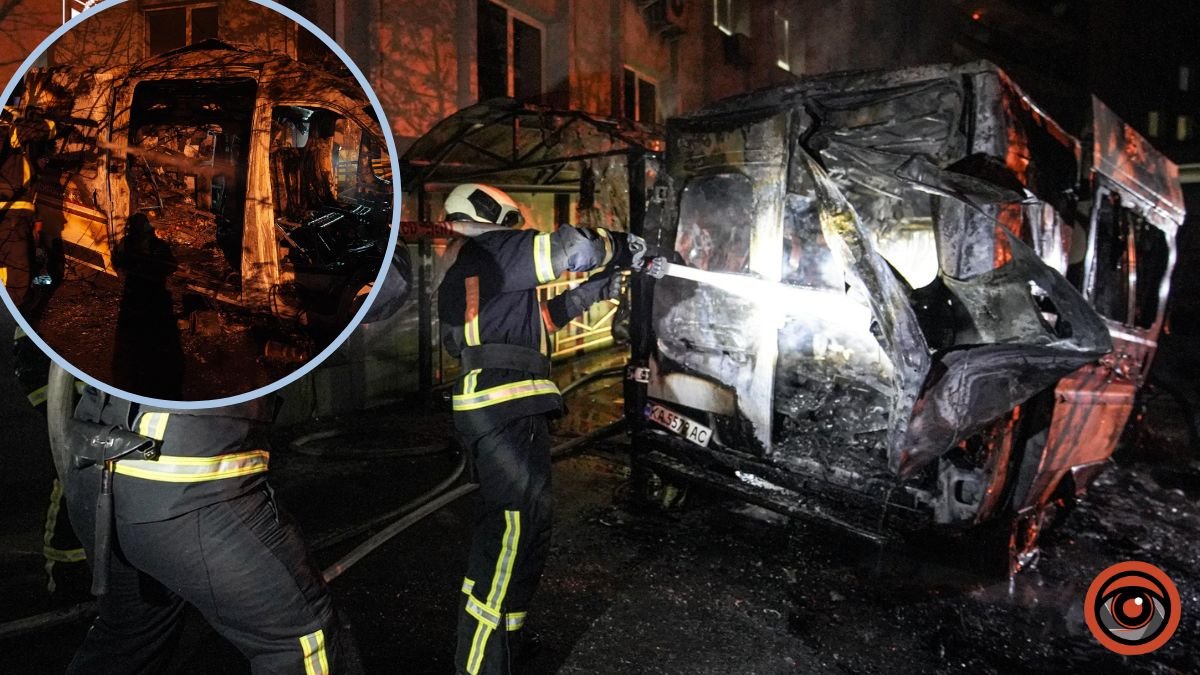 У Києві на території лікарні згоріла швидка: в кареті знайшли тіло жінки