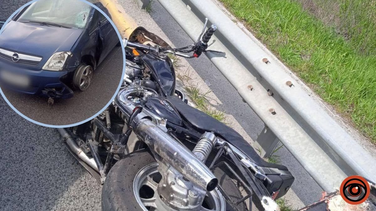На Київщині п'яний водій Opel на смерть збив мотоцикліста та втік з місця ДТП