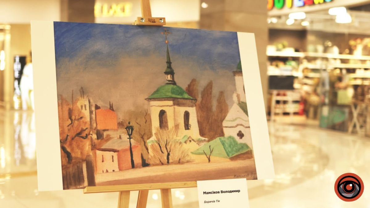 День Києва 2023: у ТРЦ Gulliver виставили картини з пейзажами столиці
