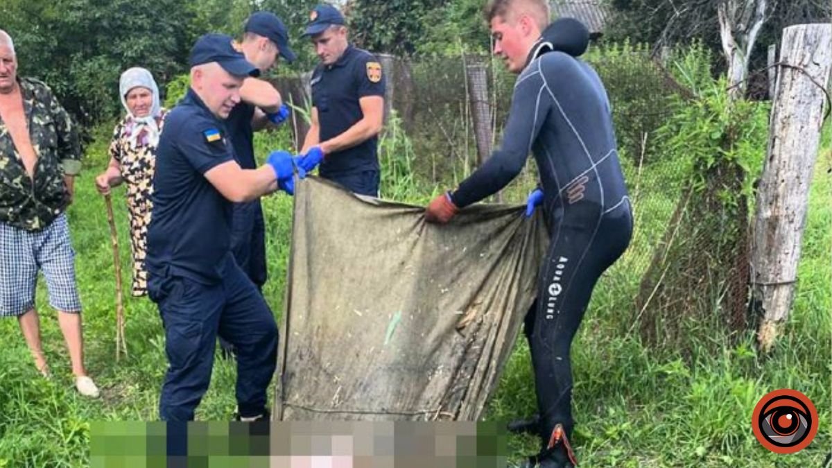 На Київщині з озера водолази дістали тіло чоловіка