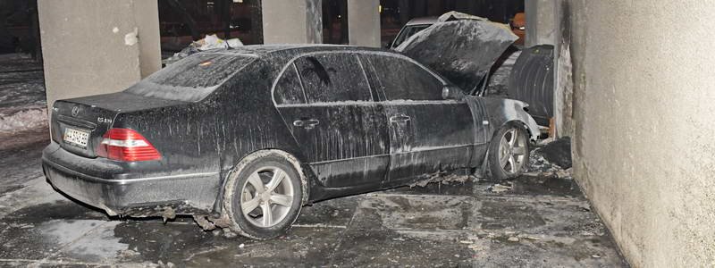 В Киеве сожгли Lexus известного адвоката