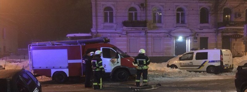 В Киеве на Владимирской из гранатомета расстреляли ресторан LEO