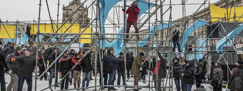 В Киеве за погром конструкций на Майдане задержали двоих активистов