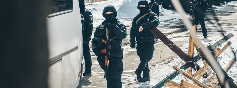 В Киеве на заводе АТЭК прошел обыск: версии Нацкорпуса и полиции