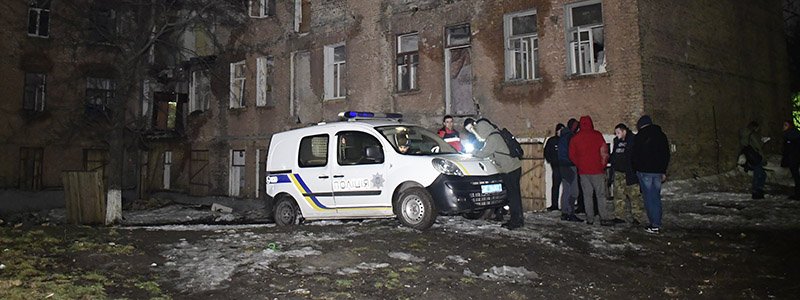 В Киеве на Голосеево во время задержания вора пострадал патрульный