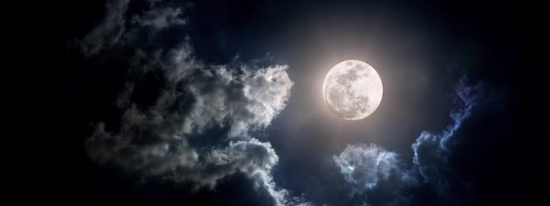 "Голубая Луна": 31 марта можно наблюдать второе полнолуние за месяц