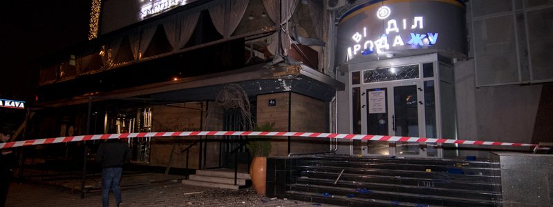 В Киеве возле "Сильпо" из гранатомета расстреляли Киевгорстрой